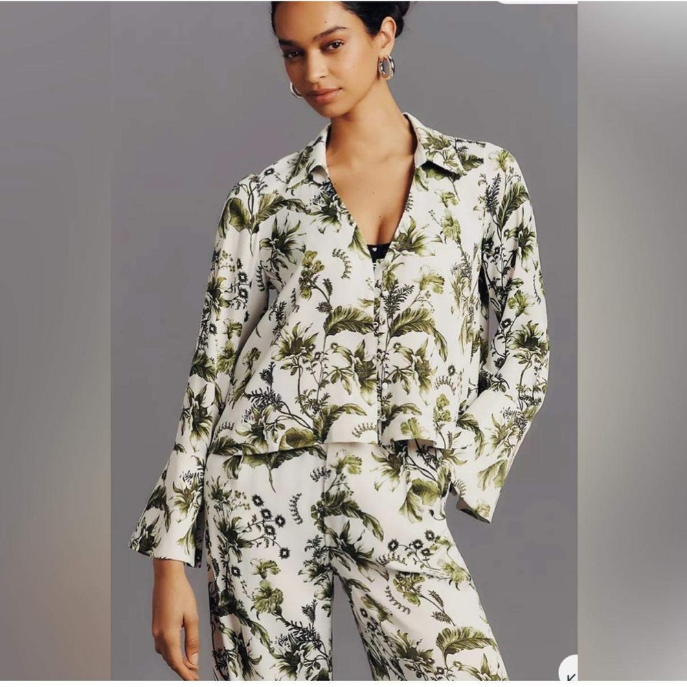 Anthropologie Botanical Floral Cropped Bell Sleeve Blouse Top Green White XS